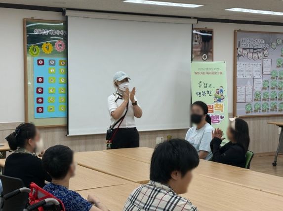 광양중마도서관, 발달장애인 대상 찾아가는 독서프로그램 순항 중